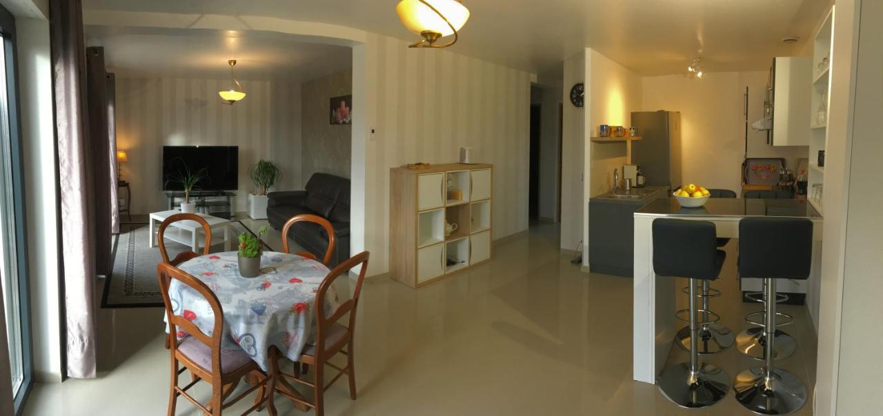 Appart Pres De Meaux Chambry Bagian luar foto
